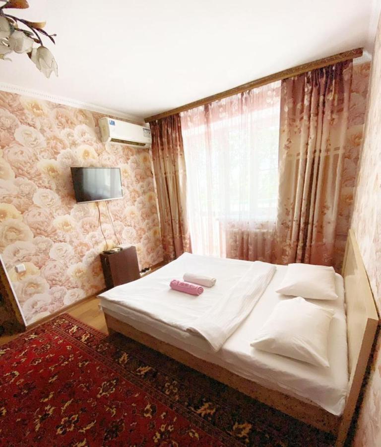 Квартира Напротив Аэропорта Apartment Turksib ภายนอก รูปภาพ