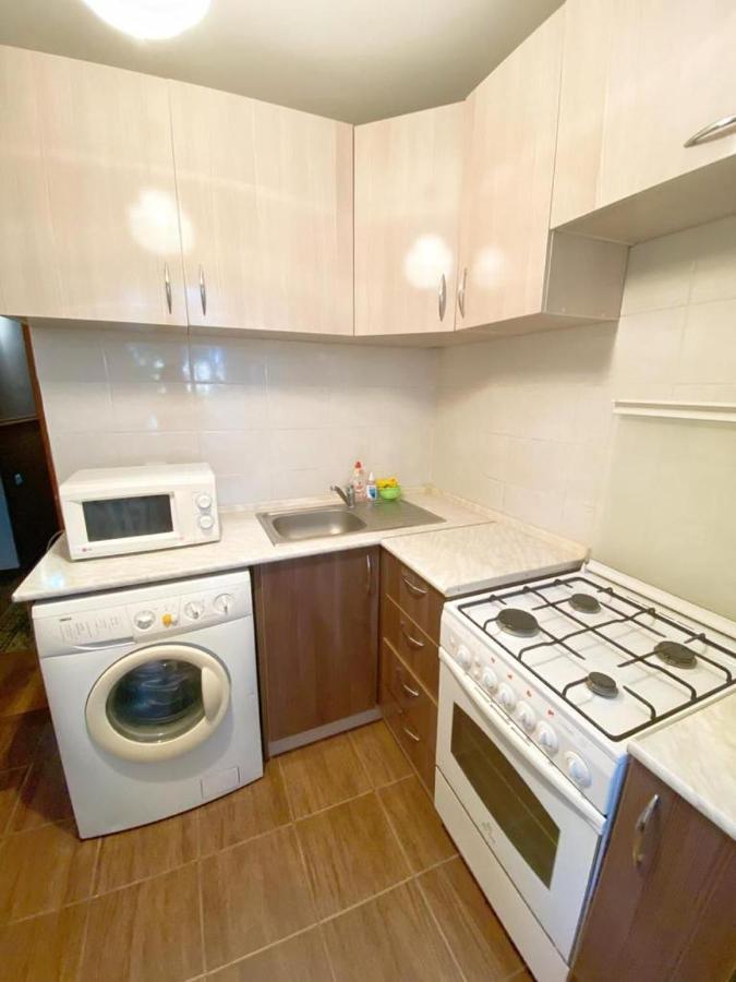 Квартира Напротив Аэропорта Apartment Turksib ภายนอก รูปภาพ